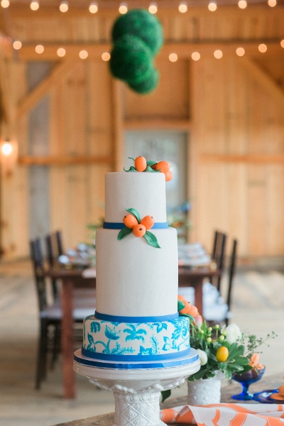 Barn Wedding Cake