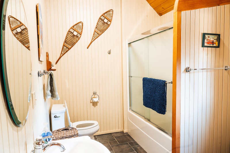 large event venue with lodging in maine